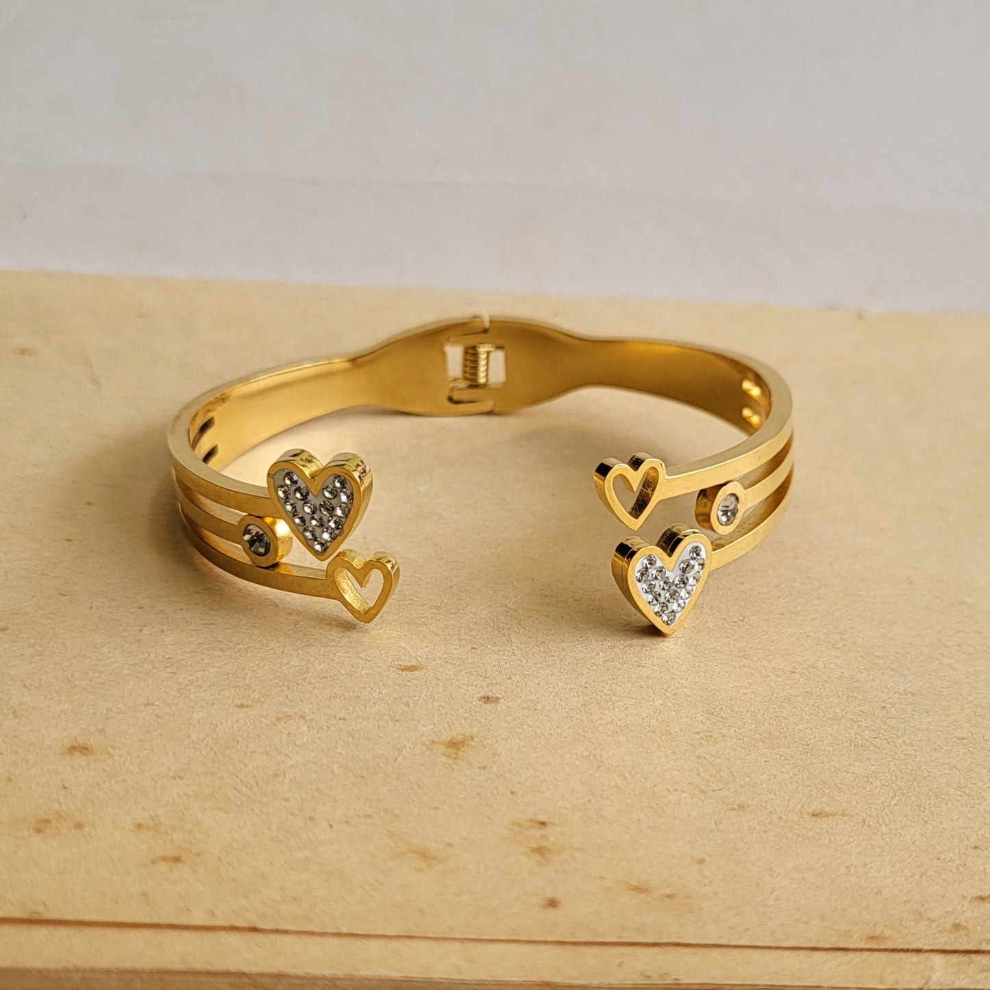 Dil cuff