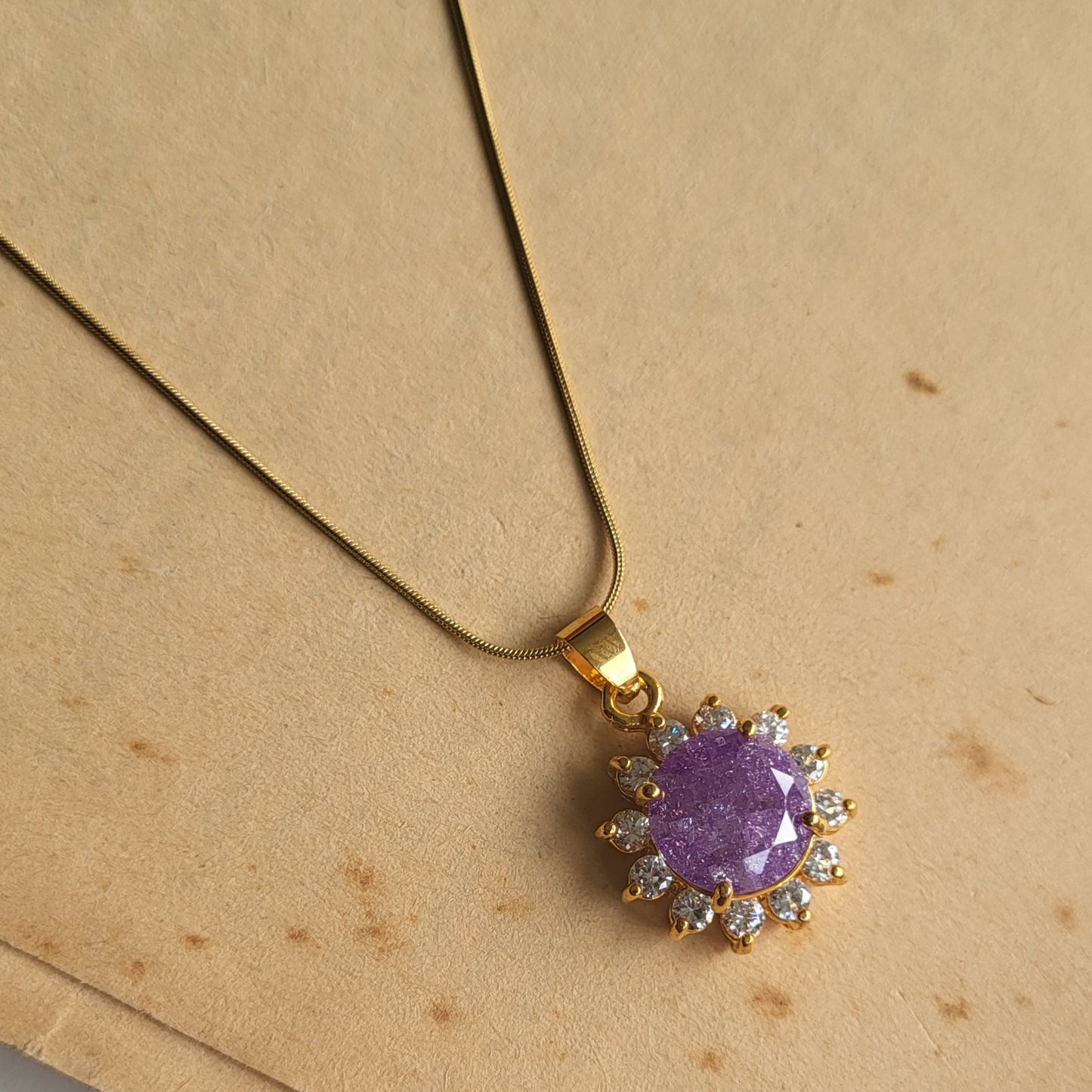 Princess pendent chain