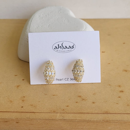 Leaf hoop studs