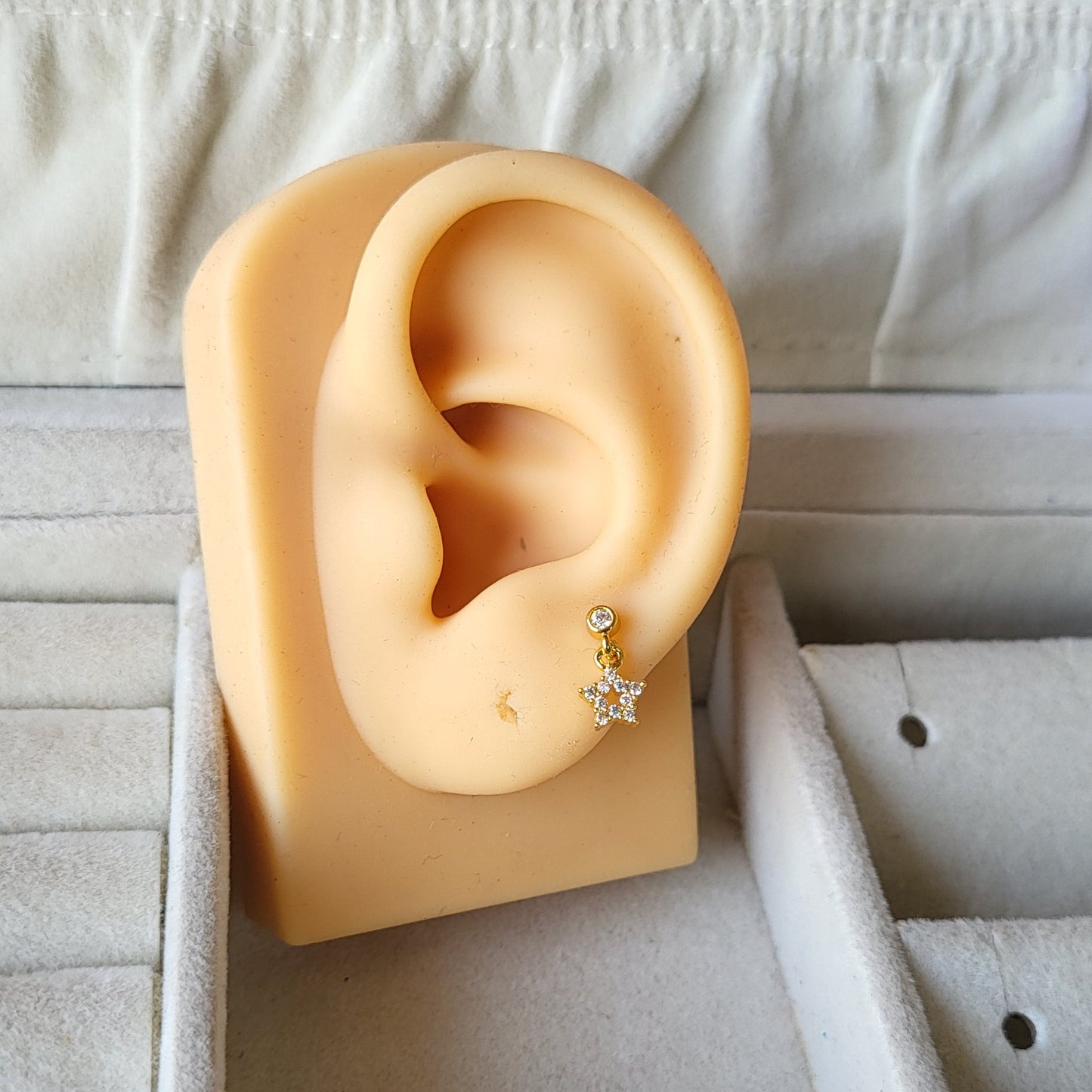 Star drop studs (ball screwback)