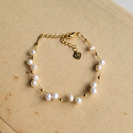 Freshwater pearl bracelet