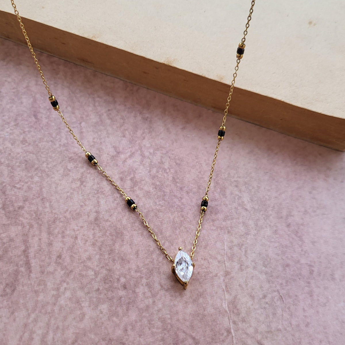 Aisha mangalsutra