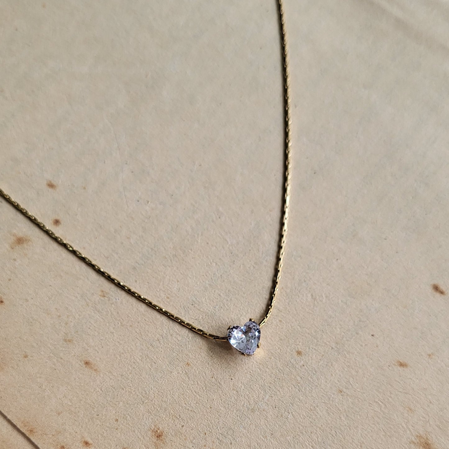 Heart ileana pendent chain