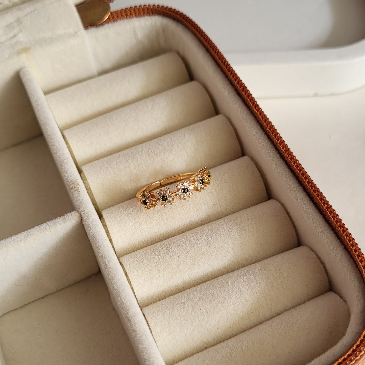 Janhvi ring