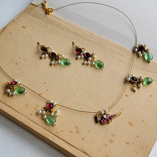 Parrot invisible necklace