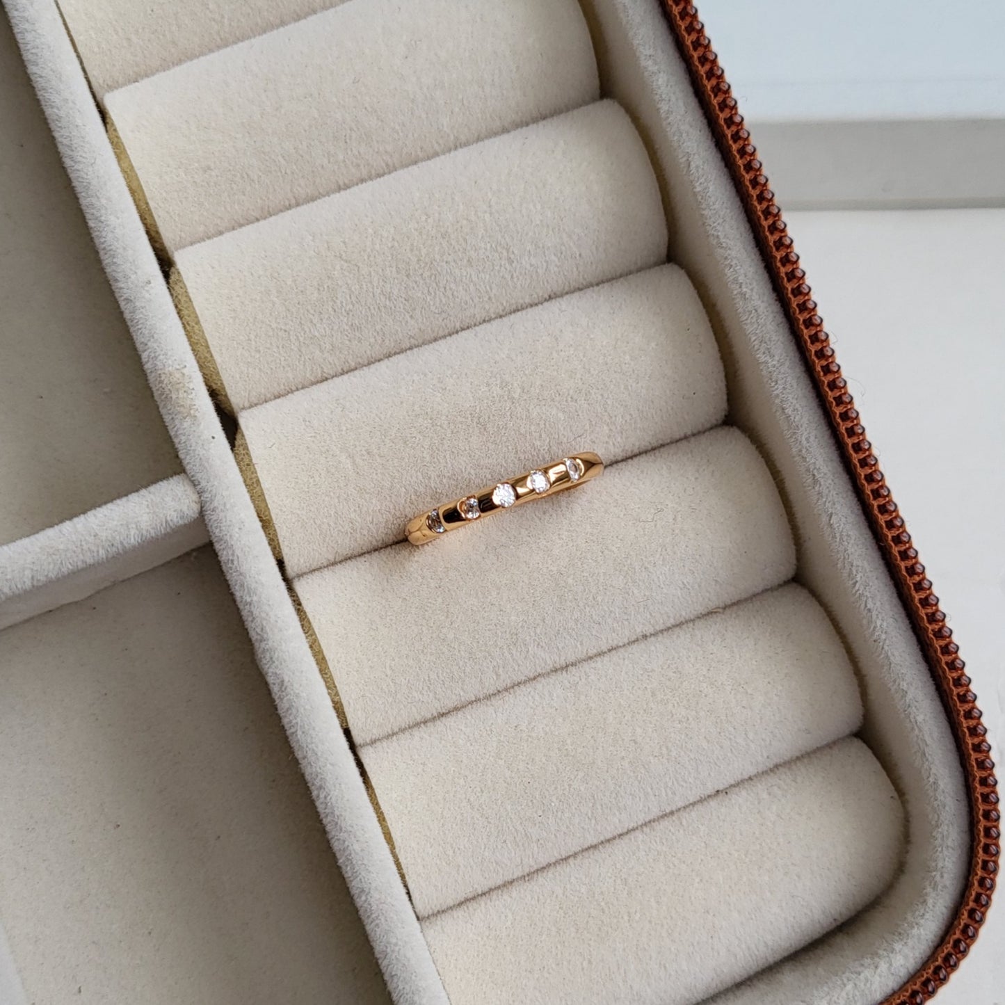 Tina ring