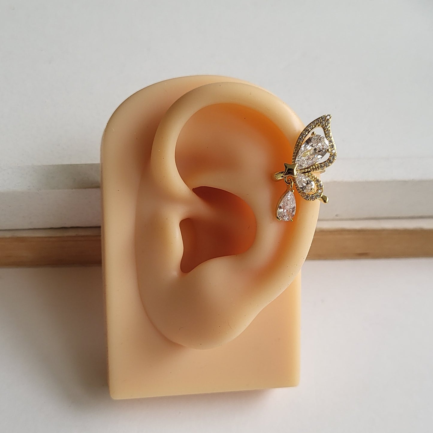 Iva earcuffs (pair)