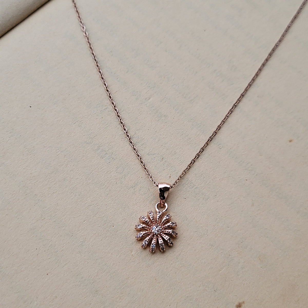 Cosmos pendant chain