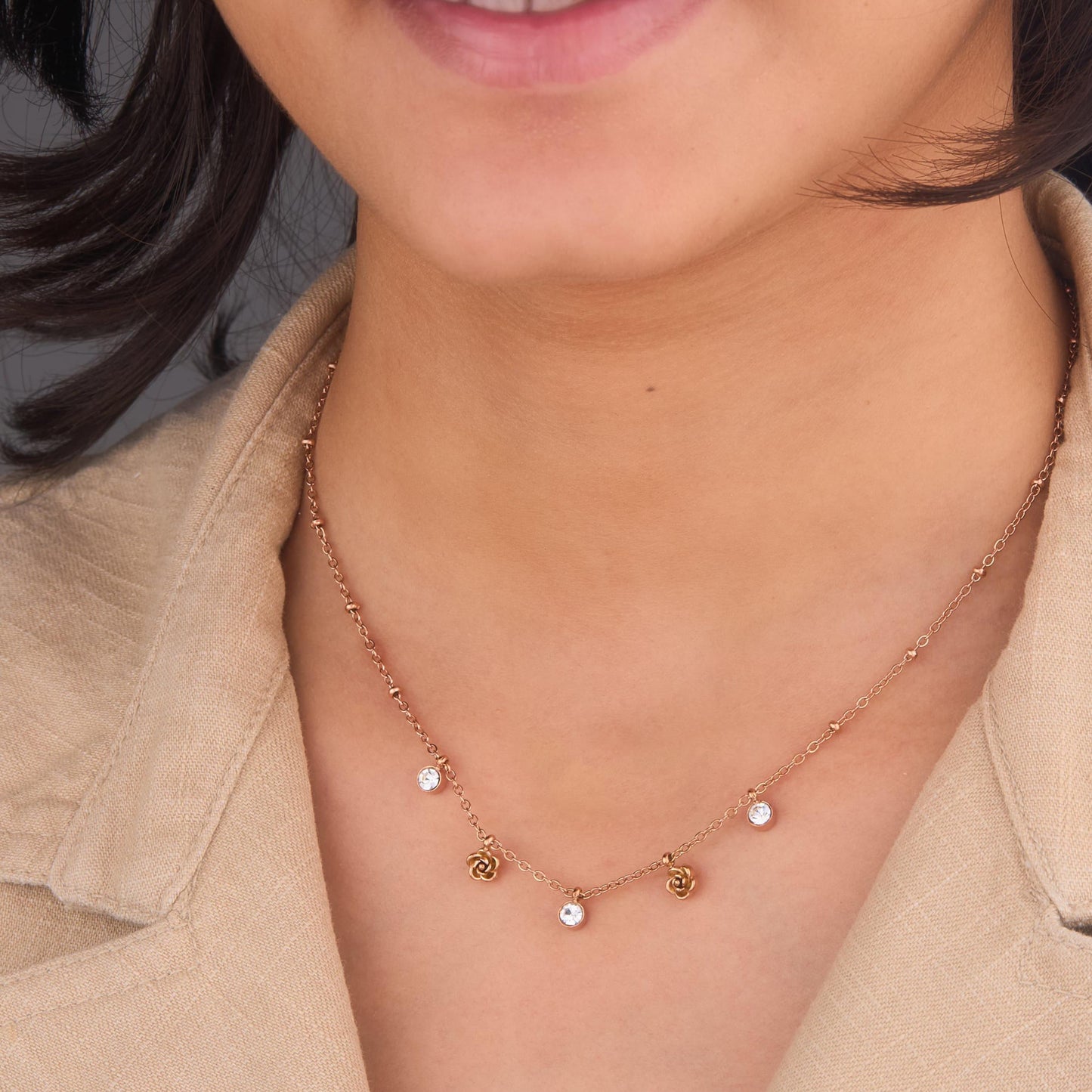 Roja necklace