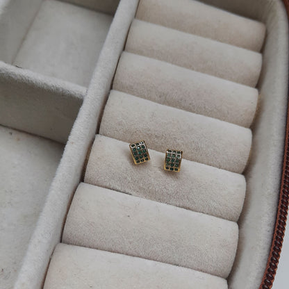 Mini square studs