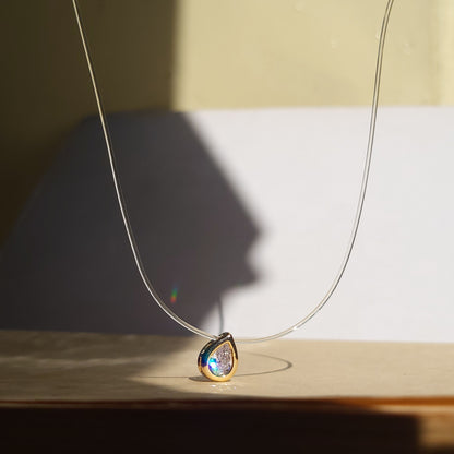 Transparent pendent chain (Drop)
