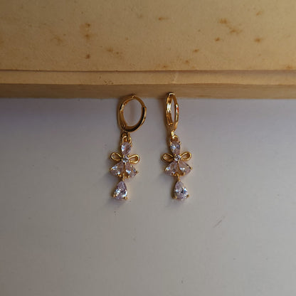POLLEN Huggie Hoops