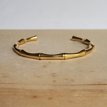 Bamboo handcuff
