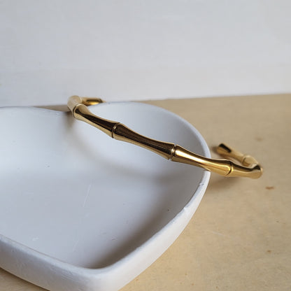 Bamboo handcuff