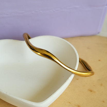 Wave cuff