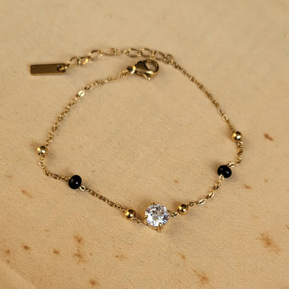Senorita hand mangalsutra