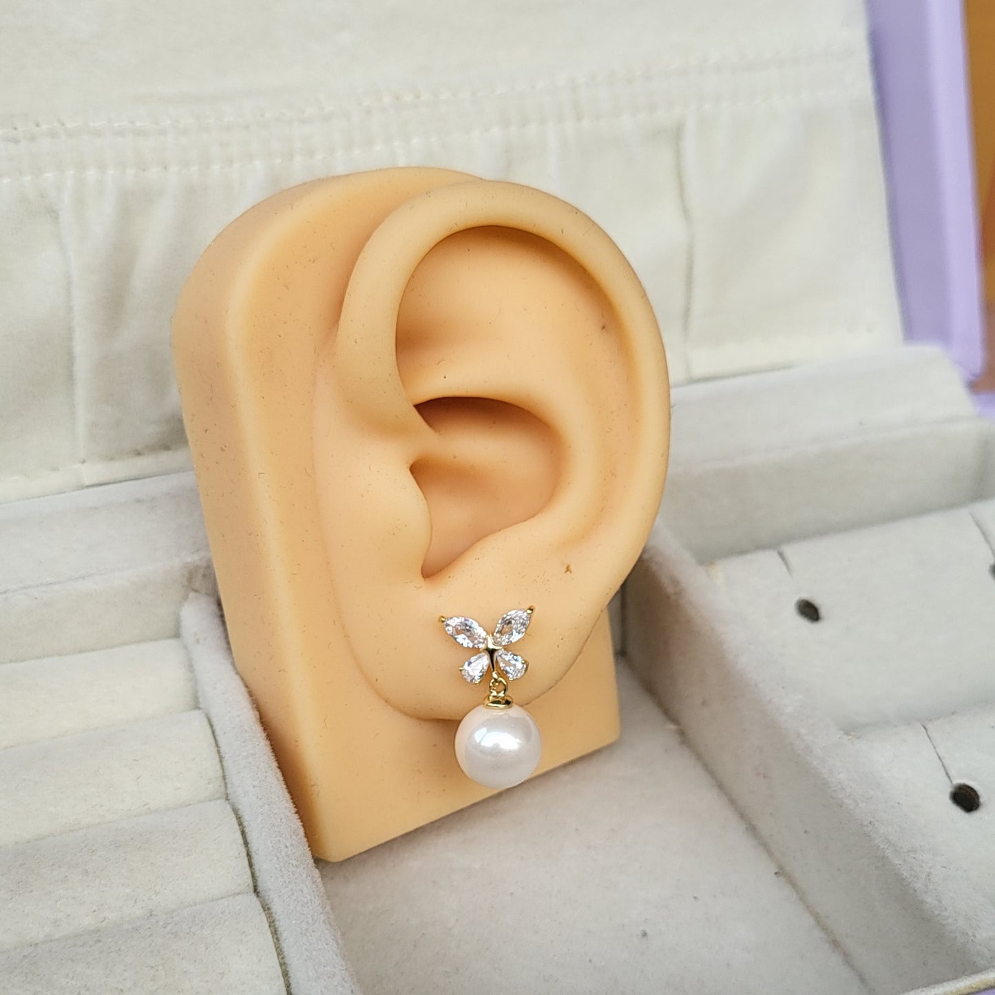Iva drop earrings