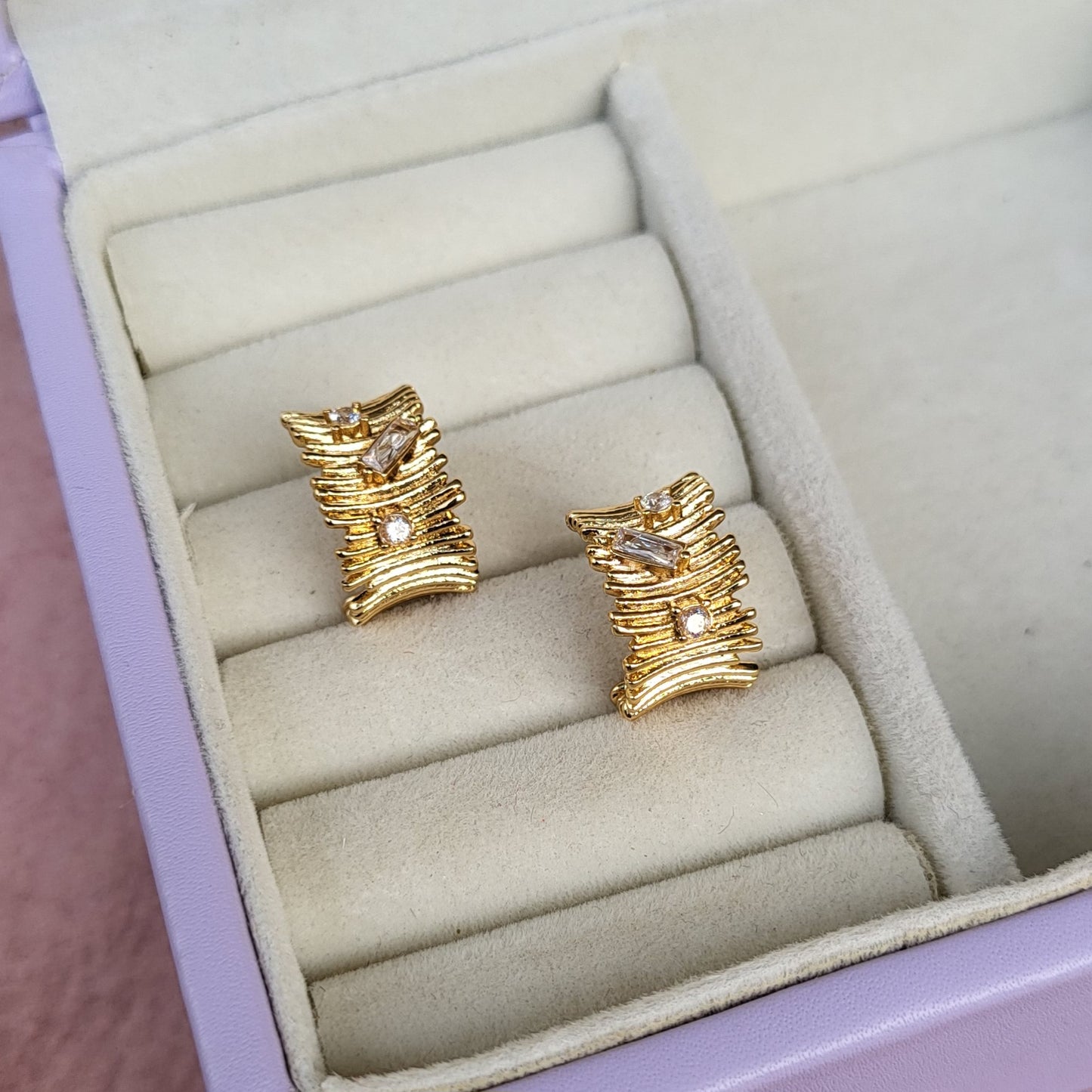 Shiney hook studs