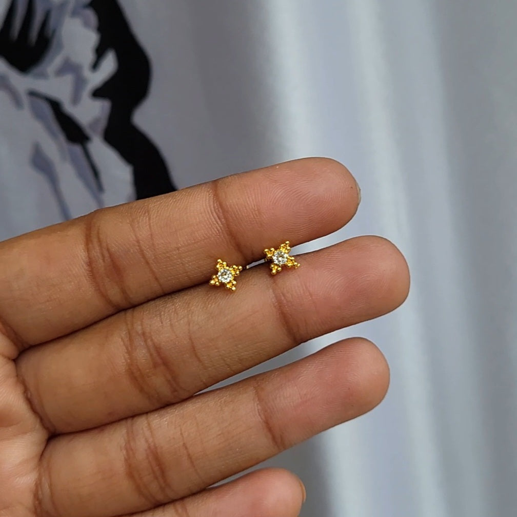 Siri Mini studs (ball screwback)
