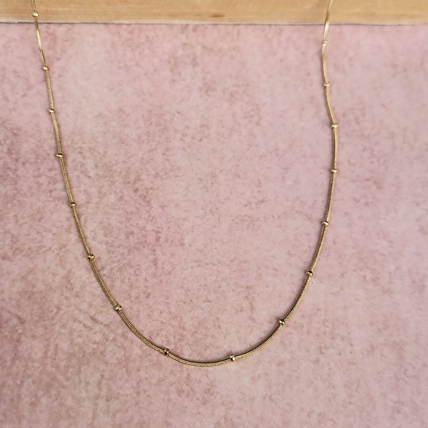 Anna beaded dainty chain