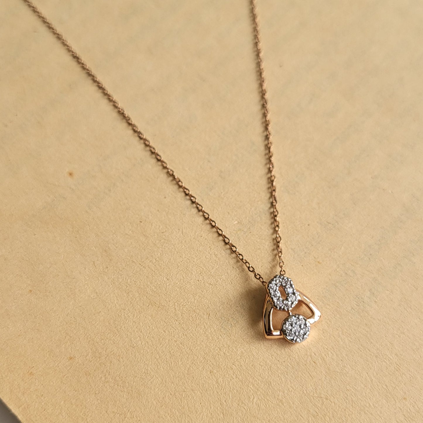 Tanishka Pendant chain