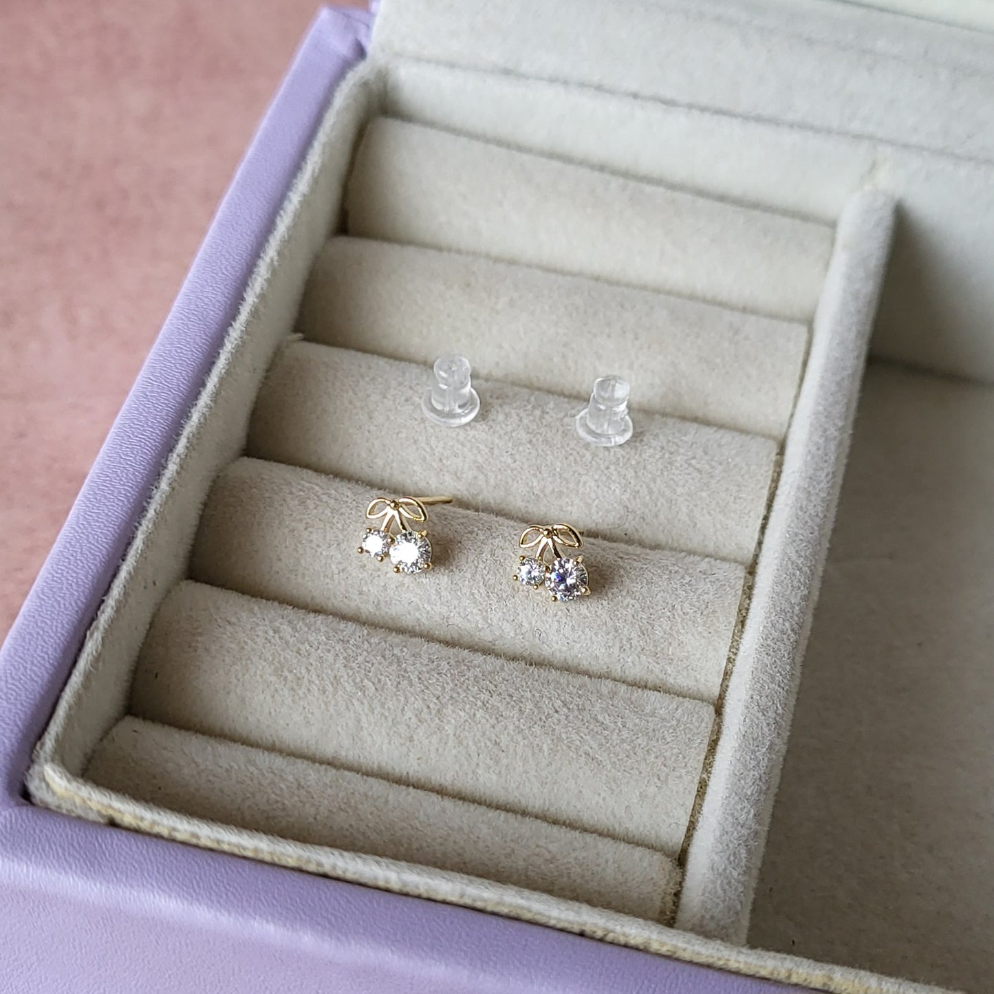 Cherry studs