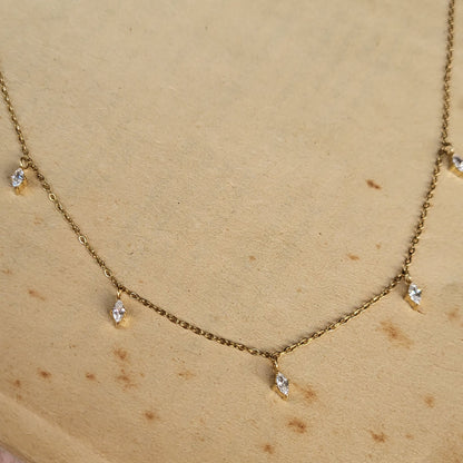 Dahlia drops necklace