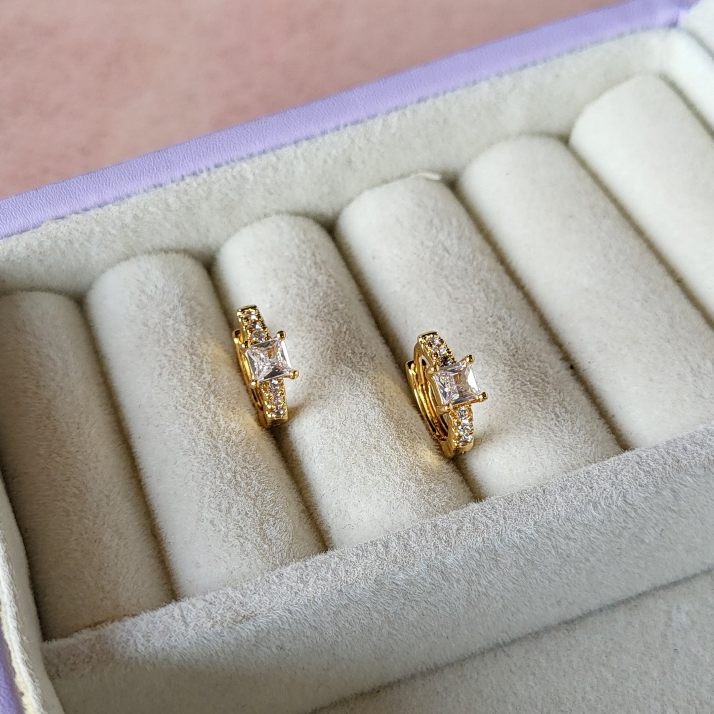 Dainty hoops