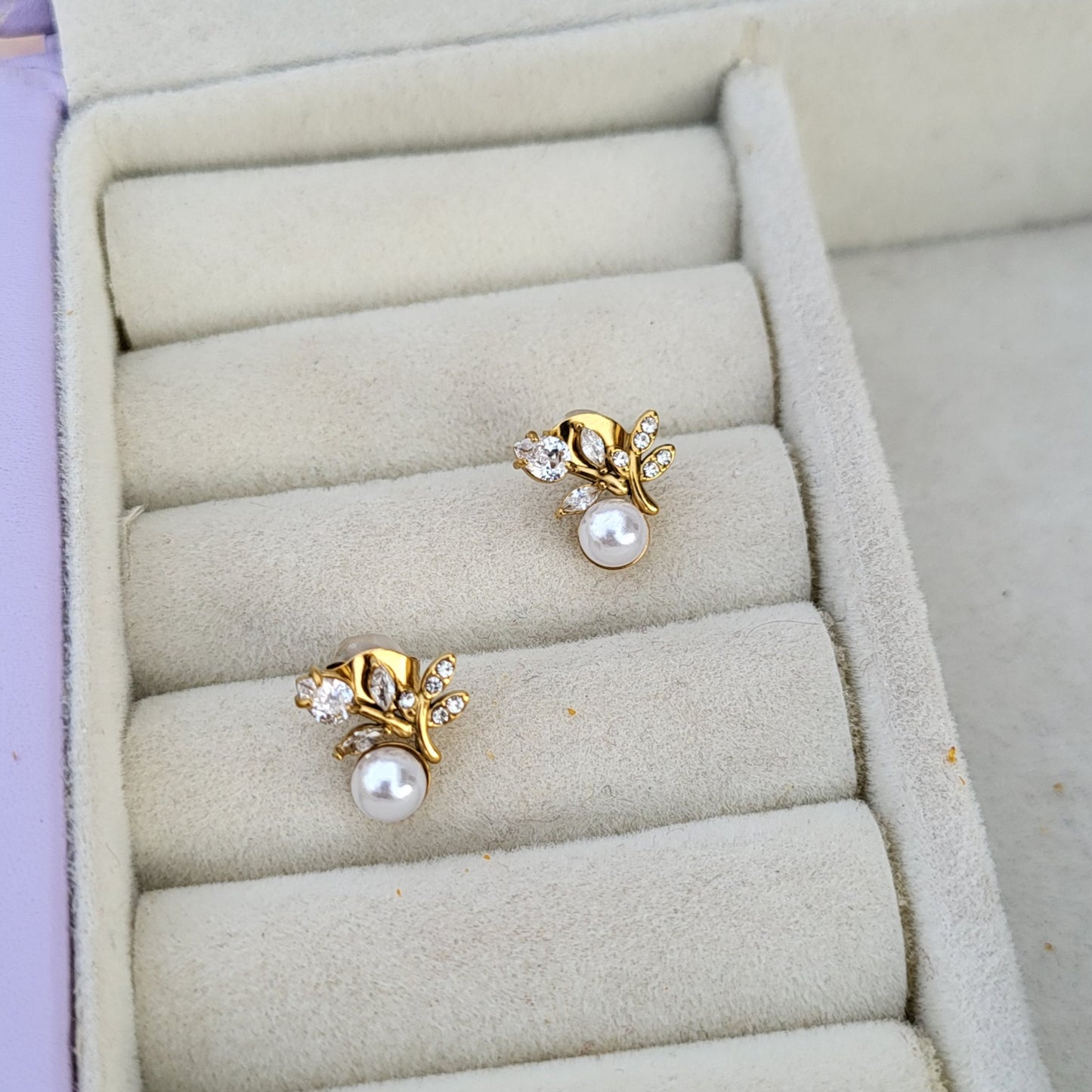 Pearl Tulip studs