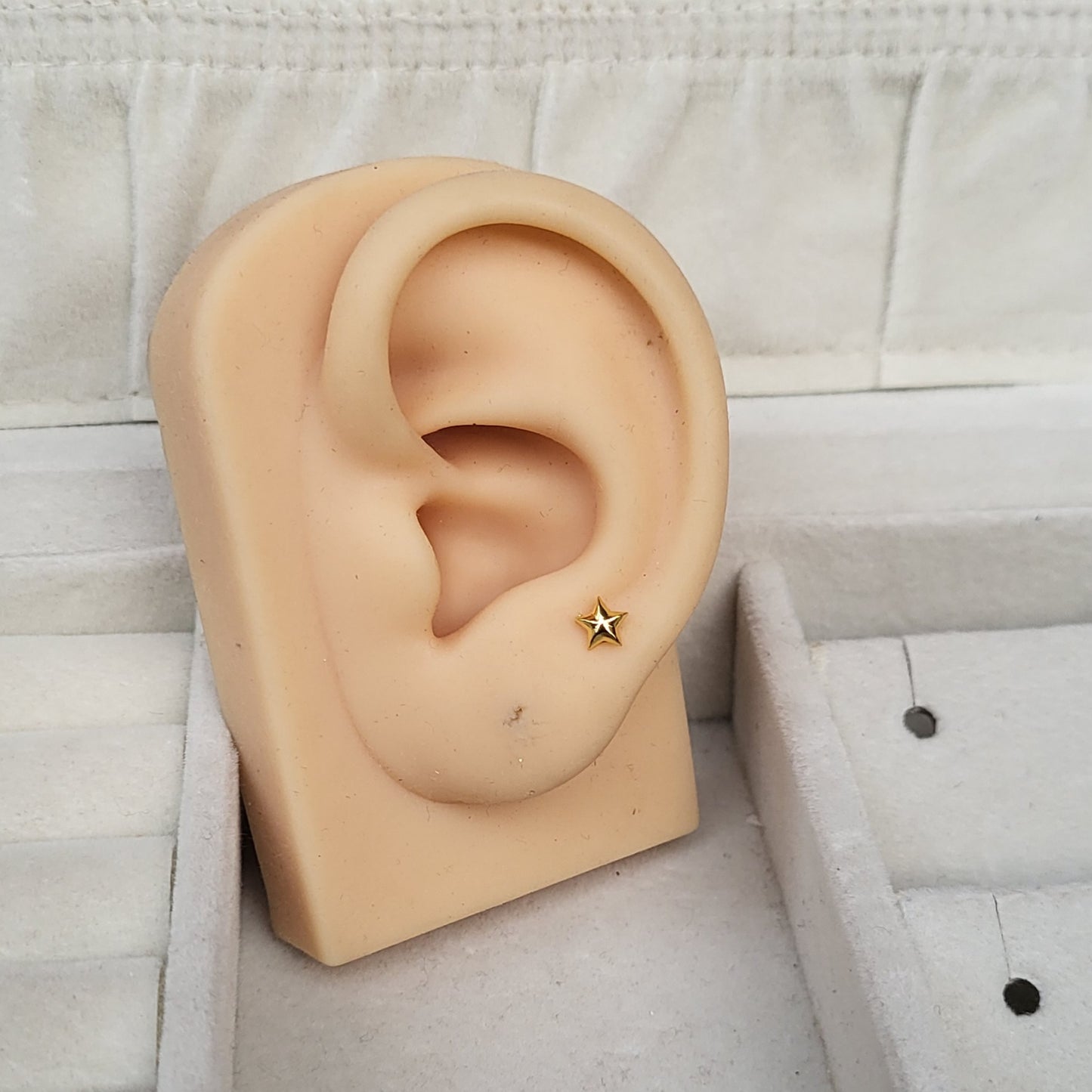 Gold star mini studs (ball screwback)