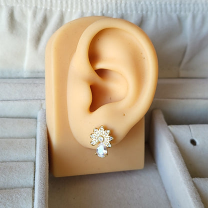 Flower studs
