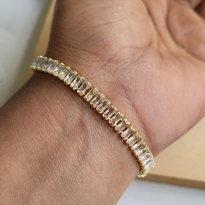 Tennis bracelet