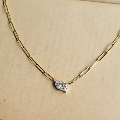 Goldie pendent chain