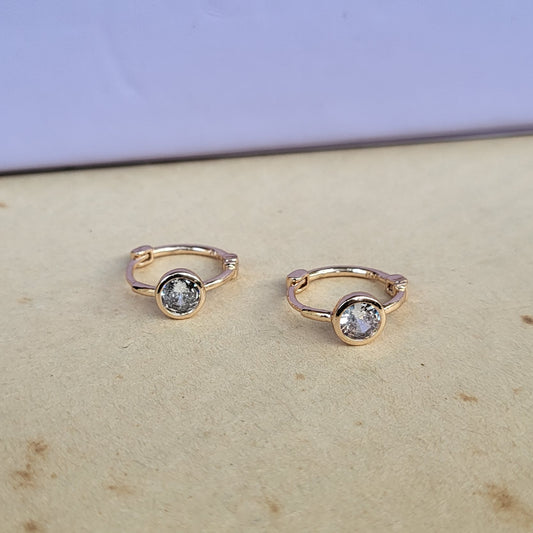 Taya hoops