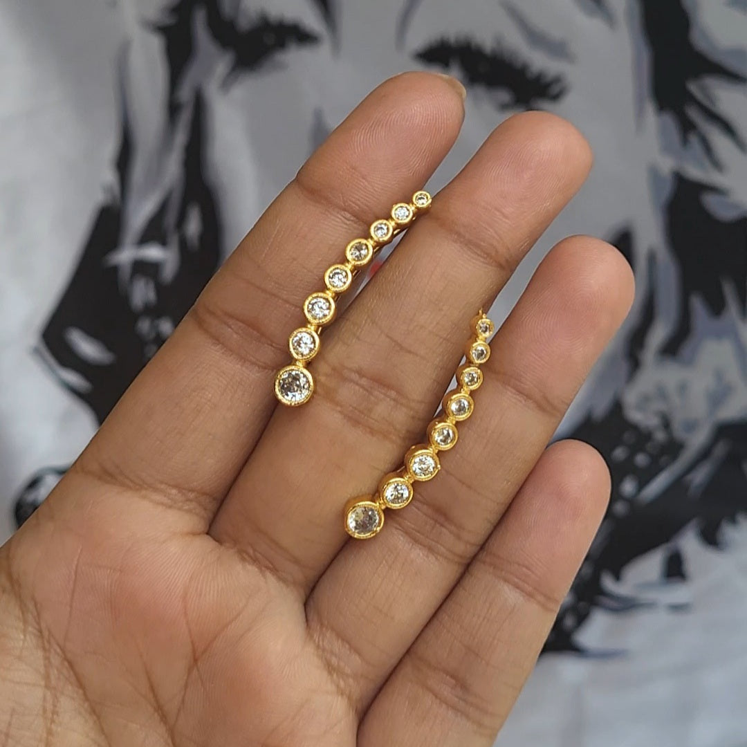 Poppy Earcuff