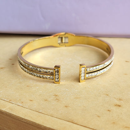 Krystle cuff kada