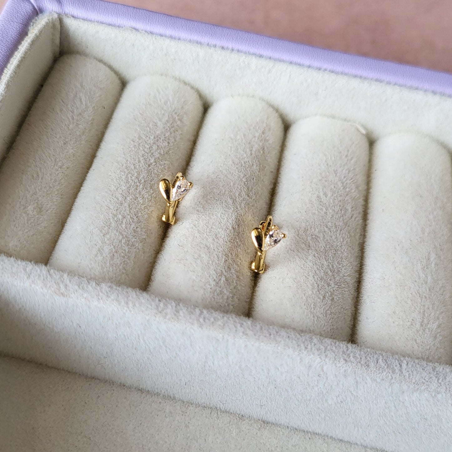 Cupid mini hoops