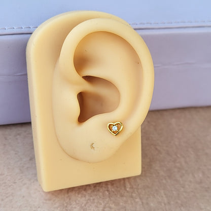 Mia mini studs (ball screwback)