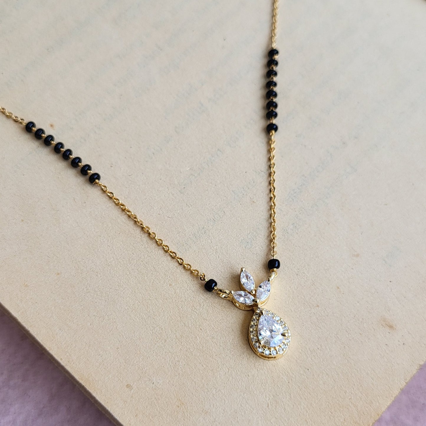 Laya mangalsutra