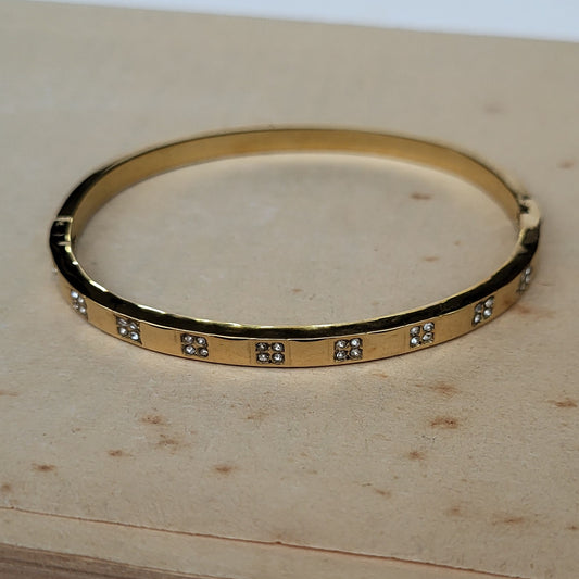Stone kada