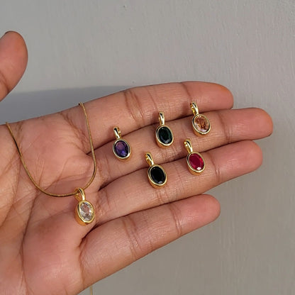 Oval pendant chain
