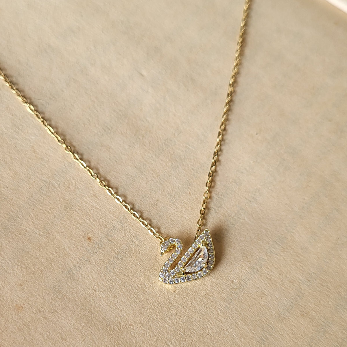 Swan Pendant chain