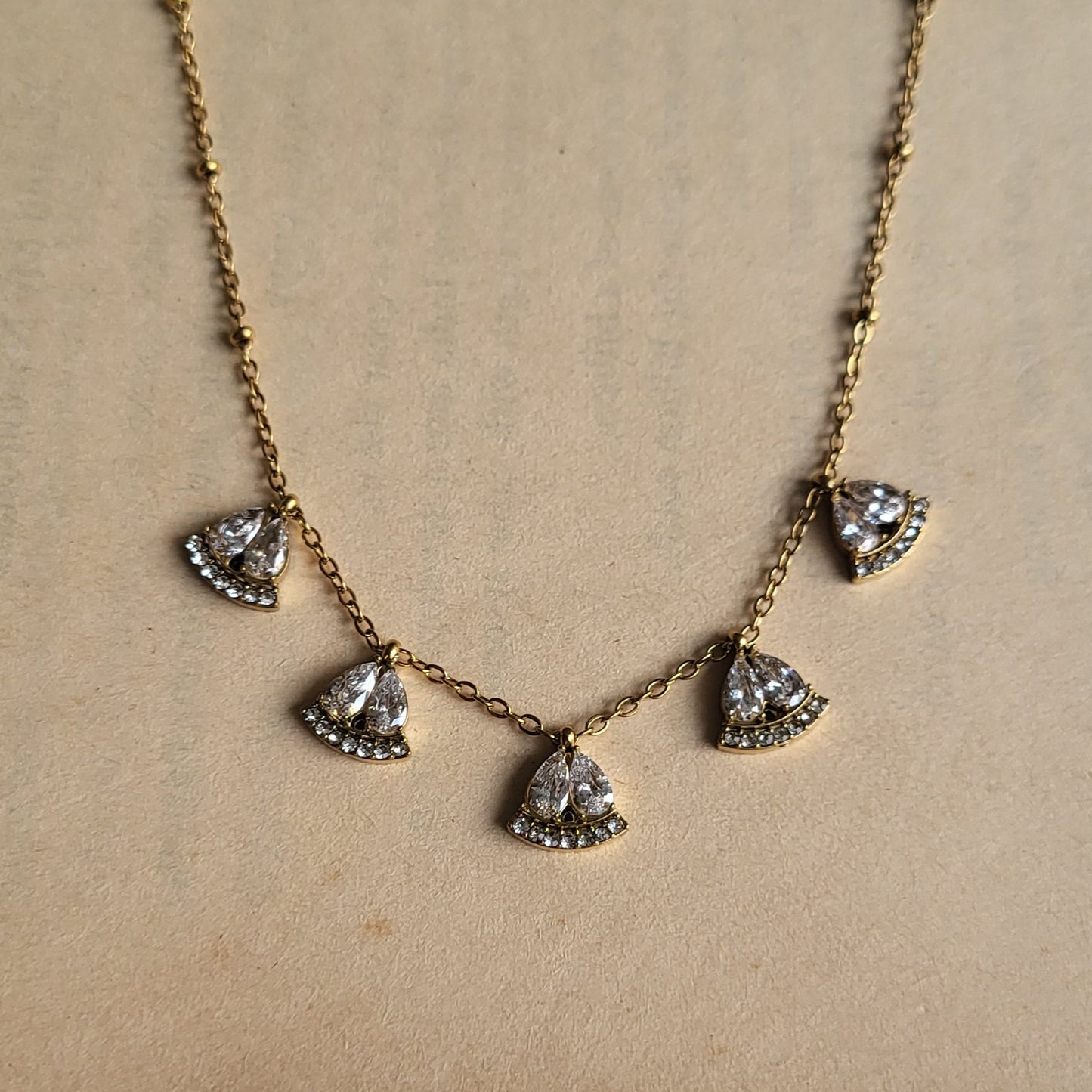 Dazzle necklace