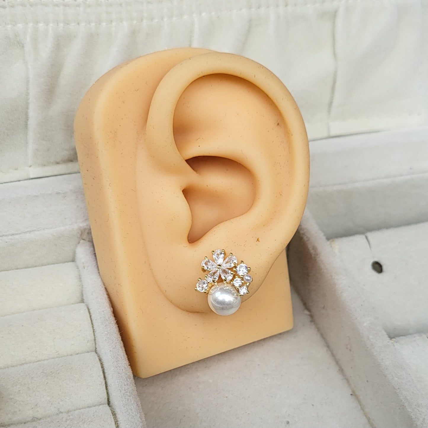 Pollen studs