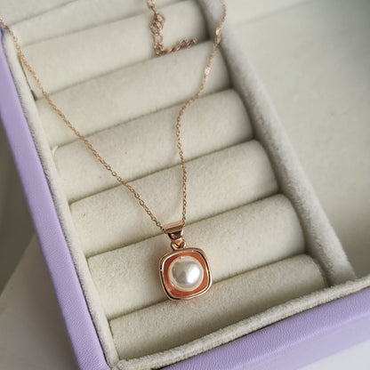 Olivia Pendant chain