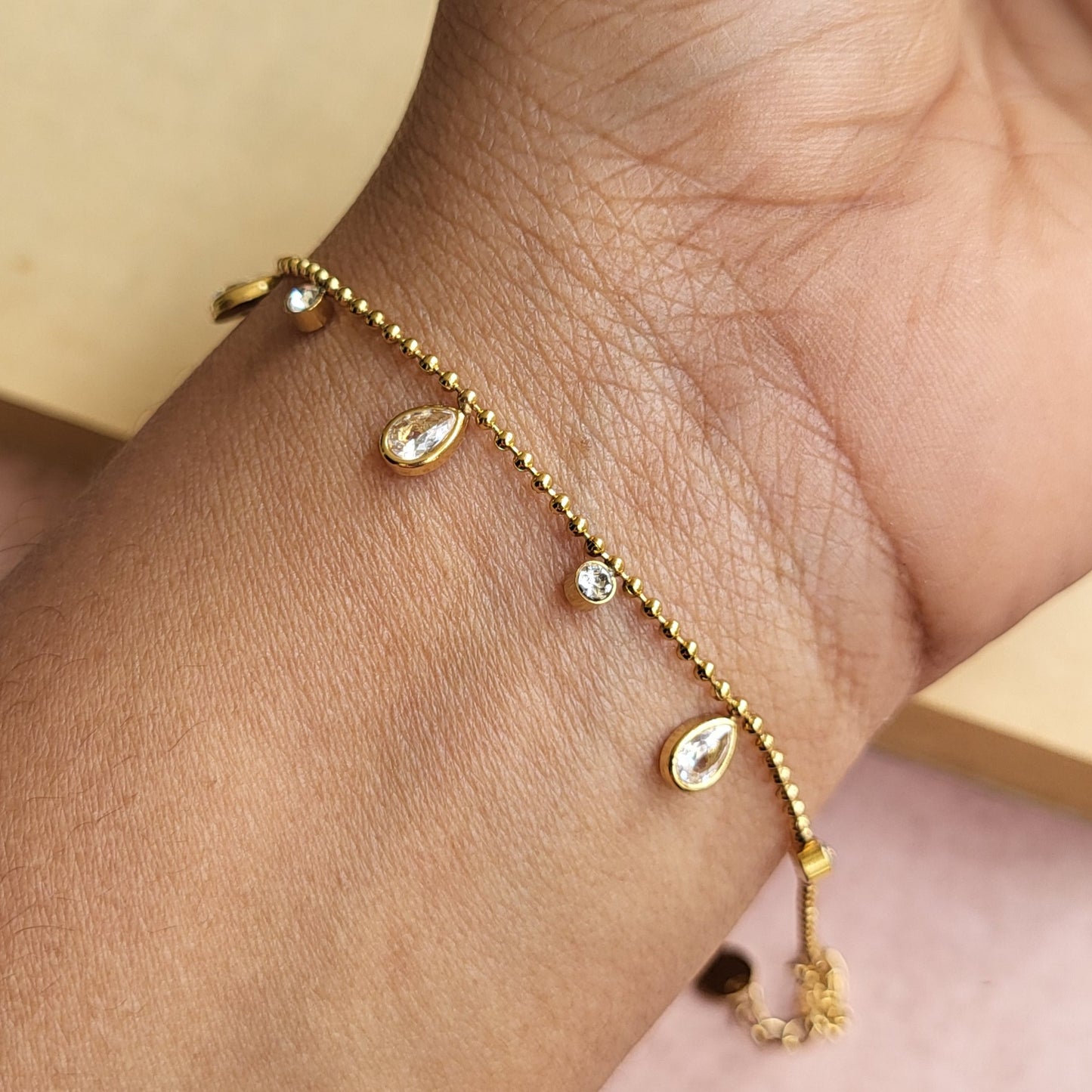 Pear drop bracelet