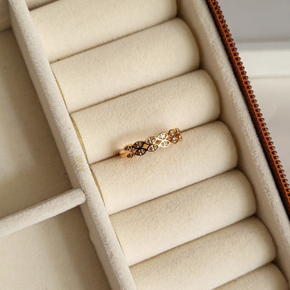 Kiara ring
