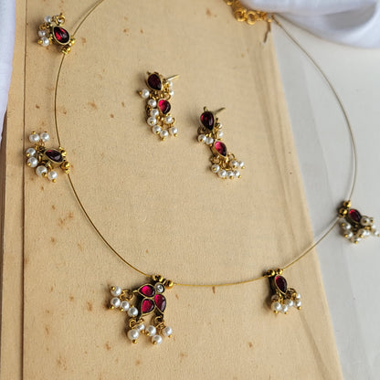 Latha invisible necklace