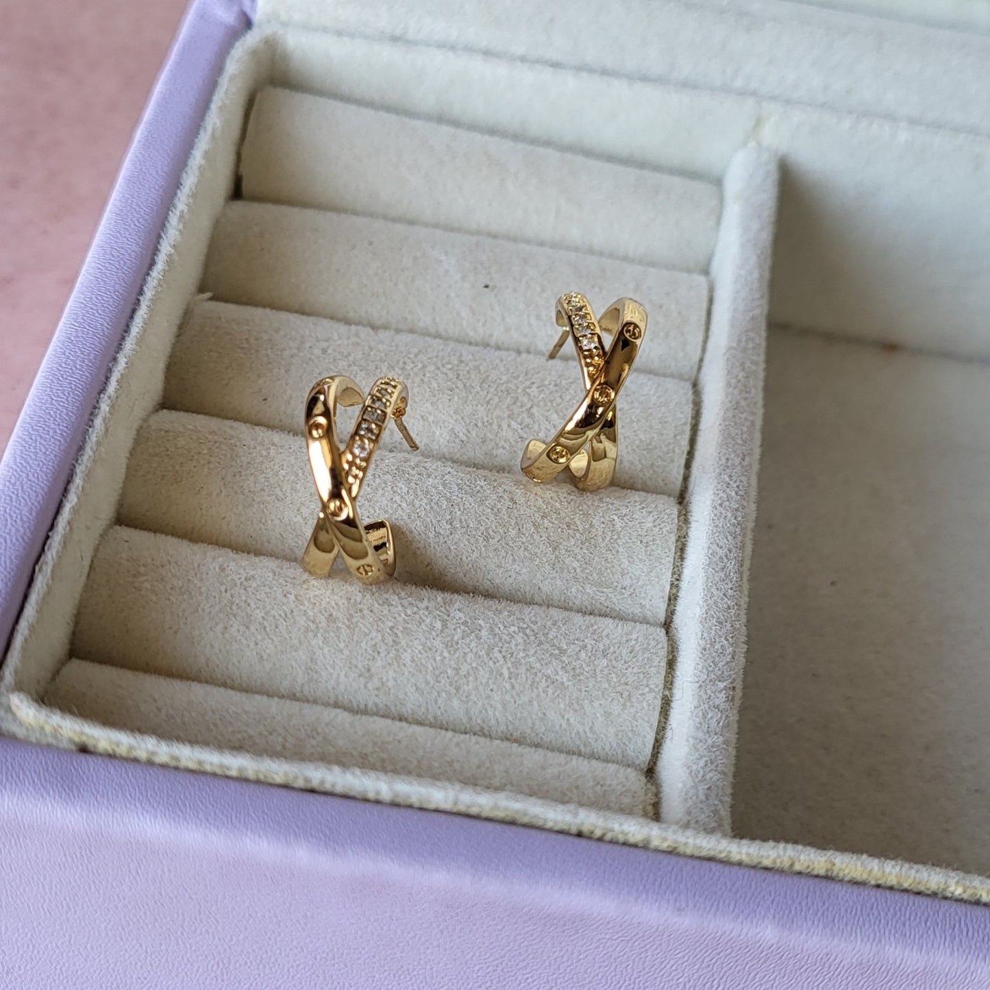 Cuff studs