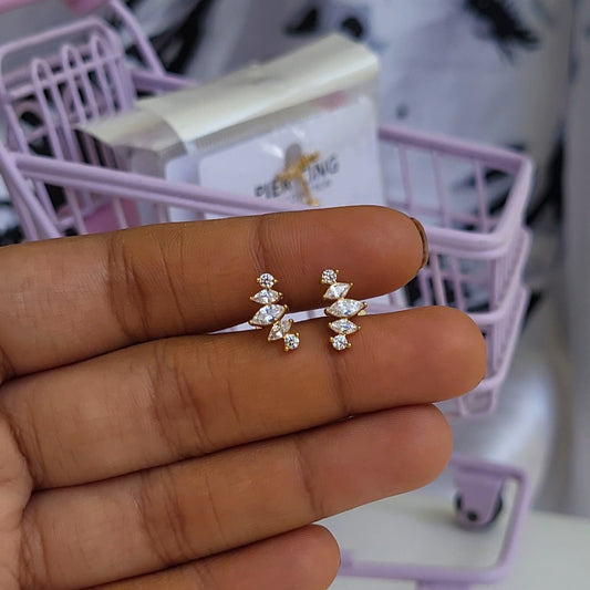 Crown flat screwback studs